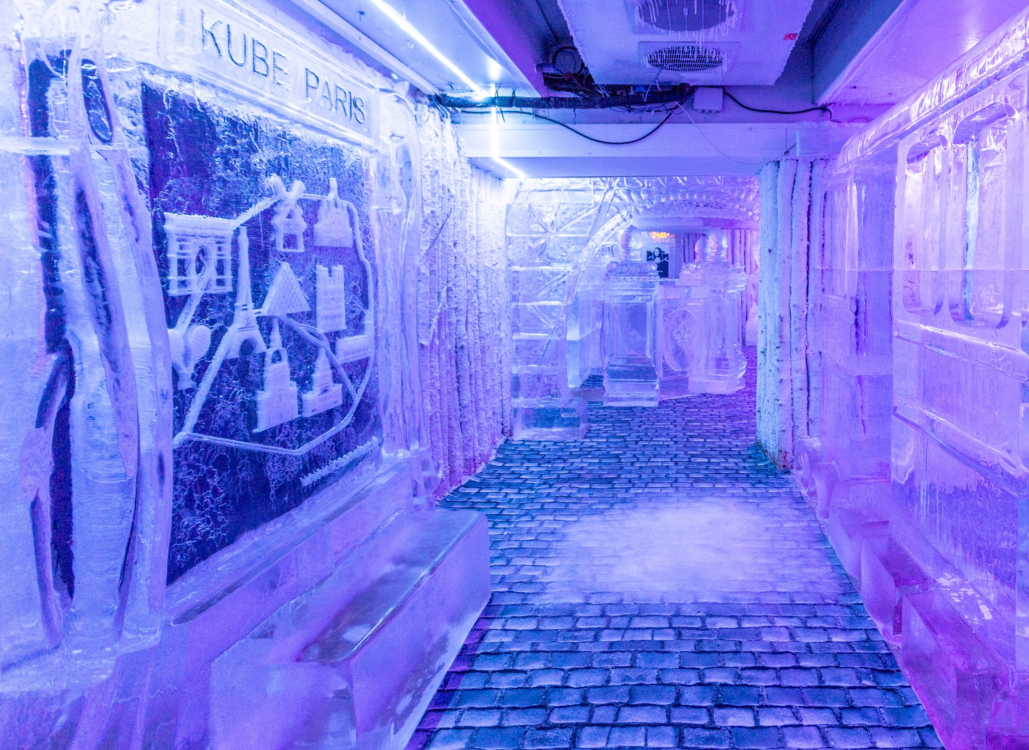 Ice Kube Paris - Le Seul Ice Bar à Paris - Expérience Insolite Paris